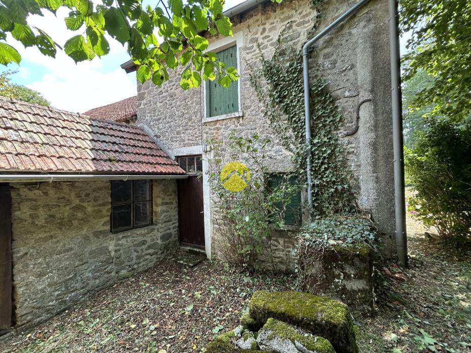 CHARMANTE MAISONNETTE CREUSOISE