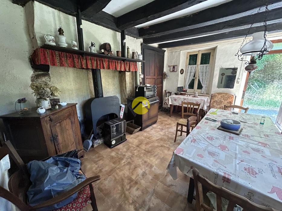CHARMANTE MAISONNETTE CREUSOISE
