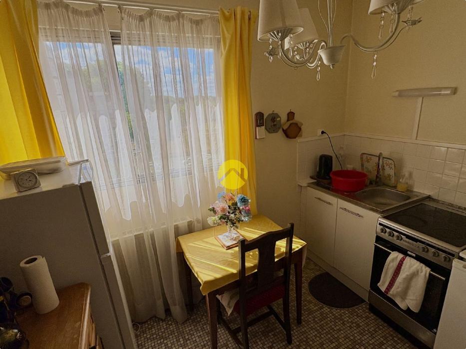 APPARTEMENT AVEC BALCON