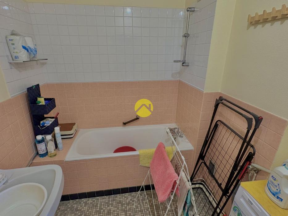 APPARTEMENT AVEC BALCON