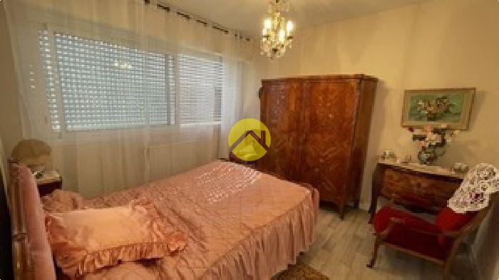 APPARTEMENT AVEC BALCON