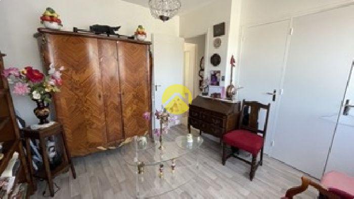 APPARTEMENT AVEC BALCON