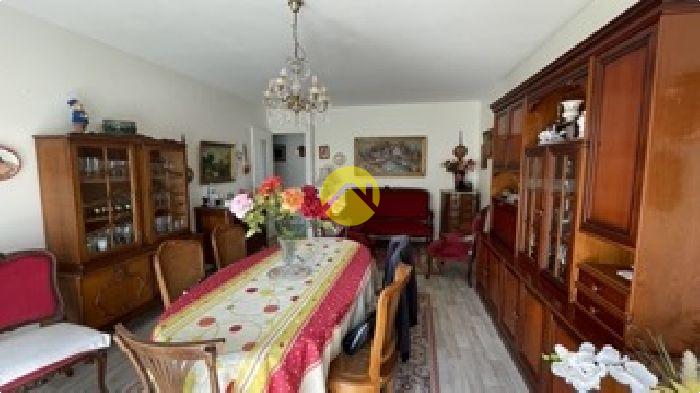 APPARTEMENT AVEC BALCON