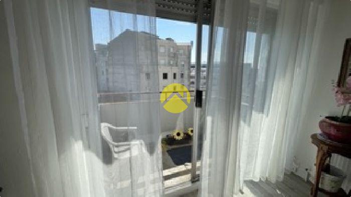 APPARTEMENT AVEC BALCON