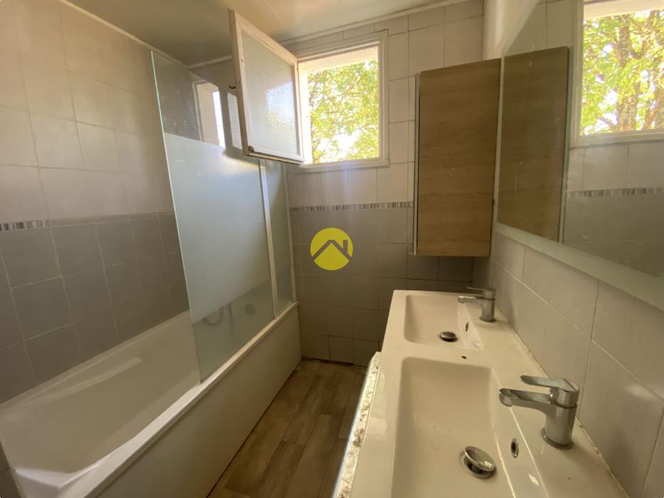 BELLE VUE PETIT BUDGET 4 CHAMBRES 
