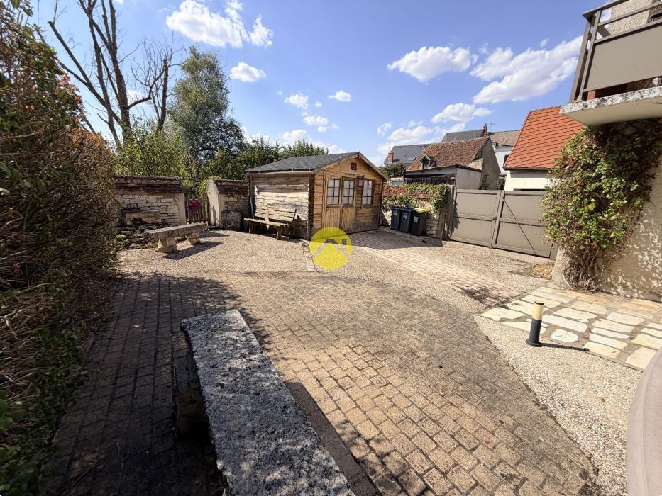 Maison avec jardin bord du Cher