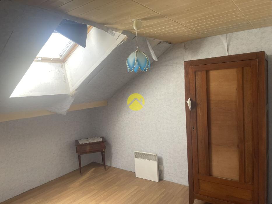 MAISON CLES EN MAIN