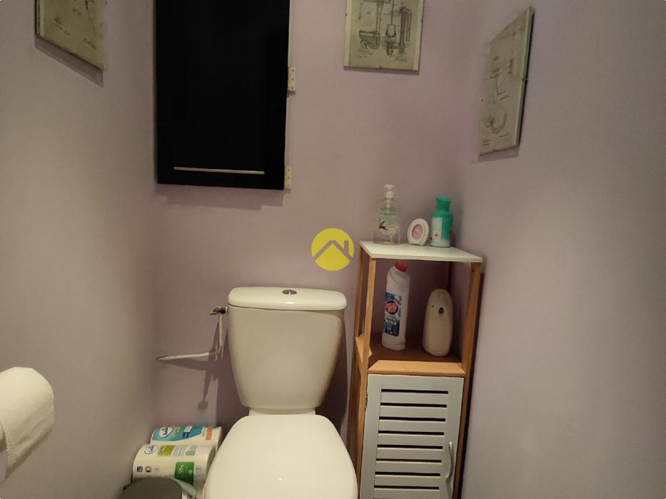 PAVILLON SUR SOUS-SOL T7 150 m² 