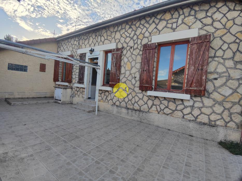 MAISON + STUDIO