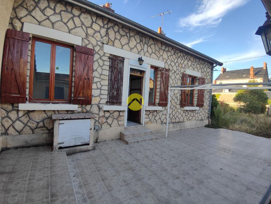 MAISON + STUDIO