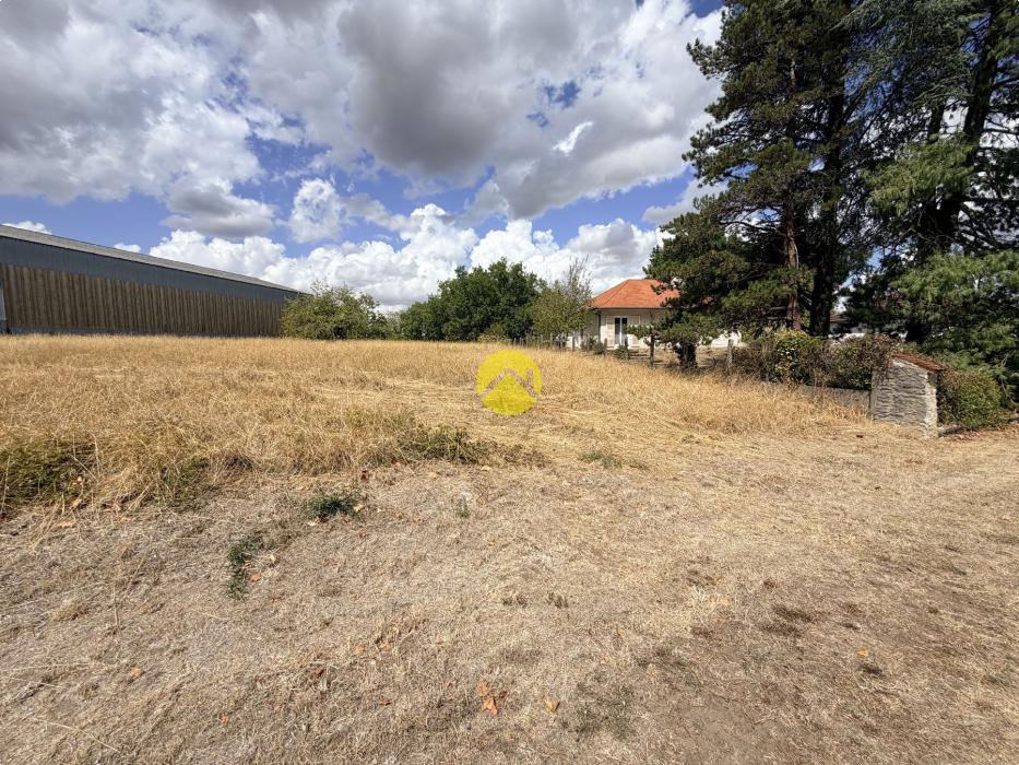 Terrain constructible 4190 m²