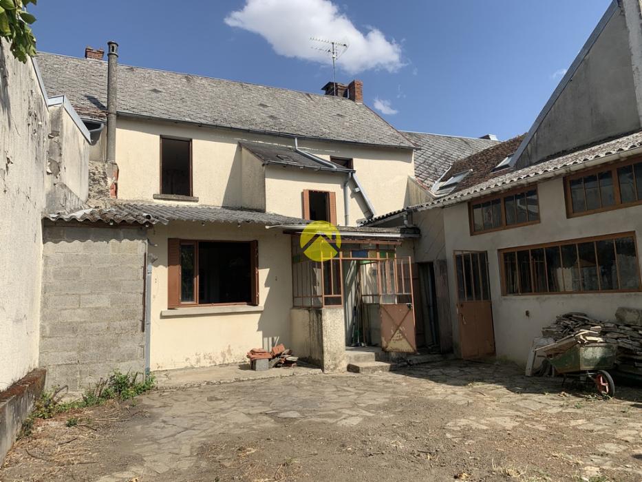 Belles surfaces au cœur du village