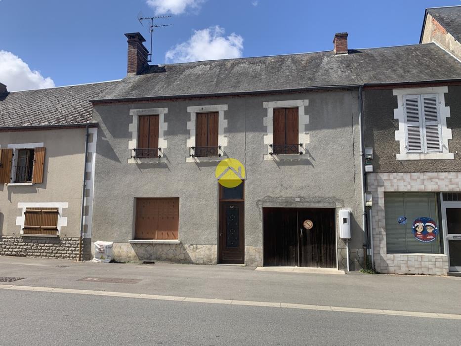 Belles surfaces au cœur du village