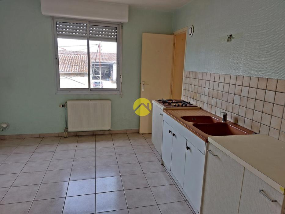 APPARTEMENT PROCHE CENTRE VILLE