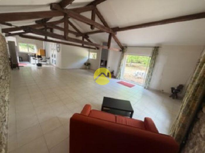 Maison en pierre rénovée 