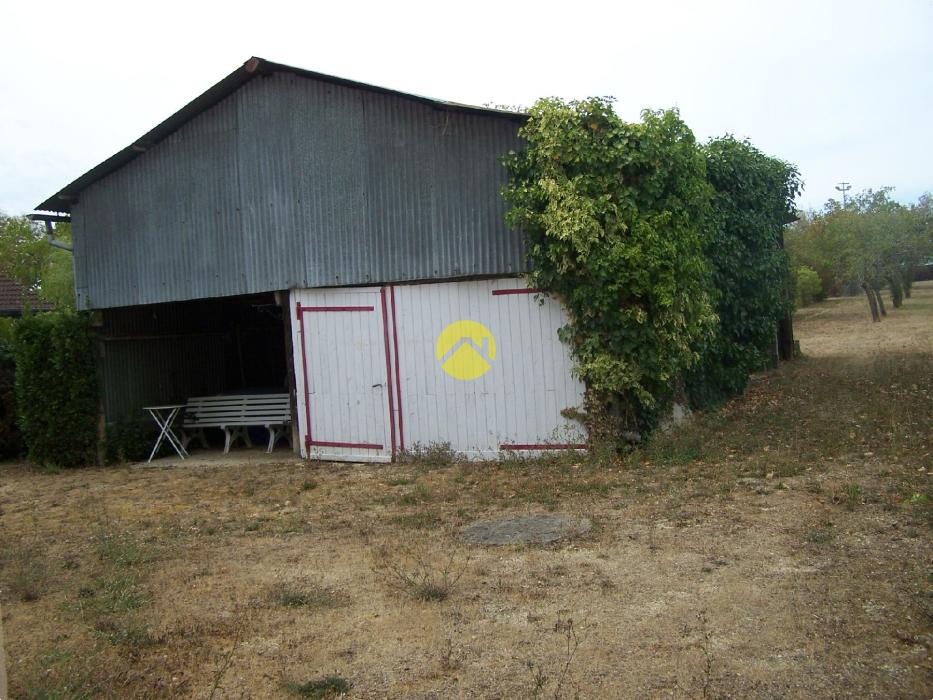 MAISON SUR SOUS SOL INDEPENDANTE