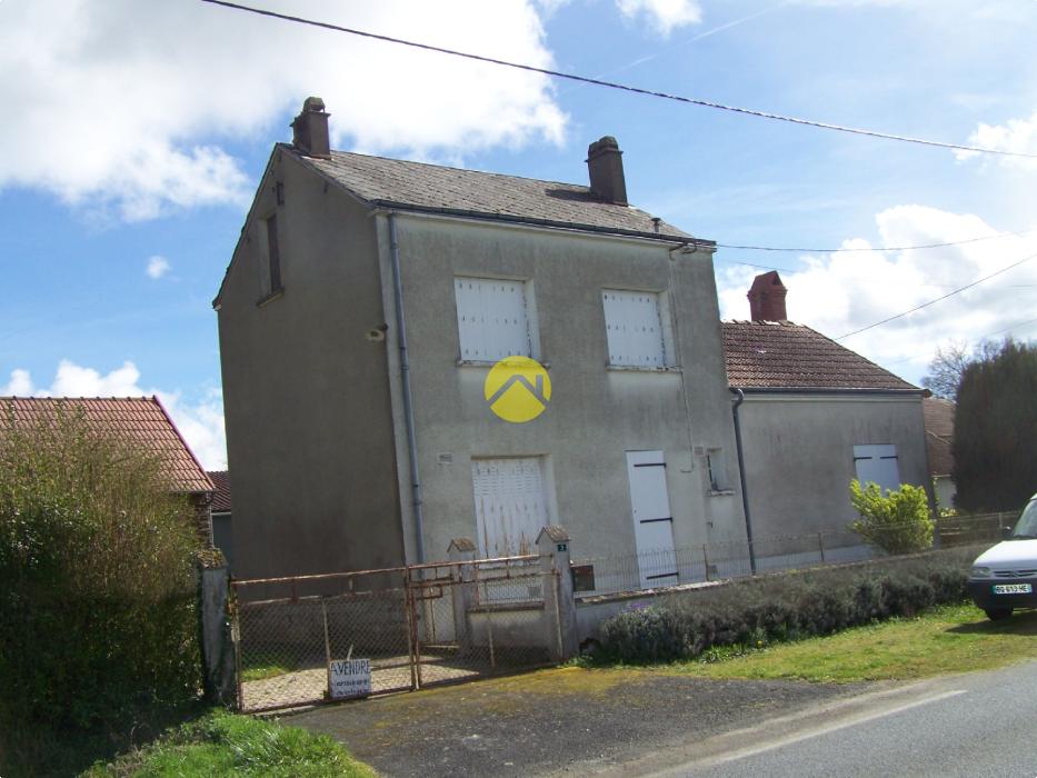 MAISON EN PIERRE sur 1400 m²