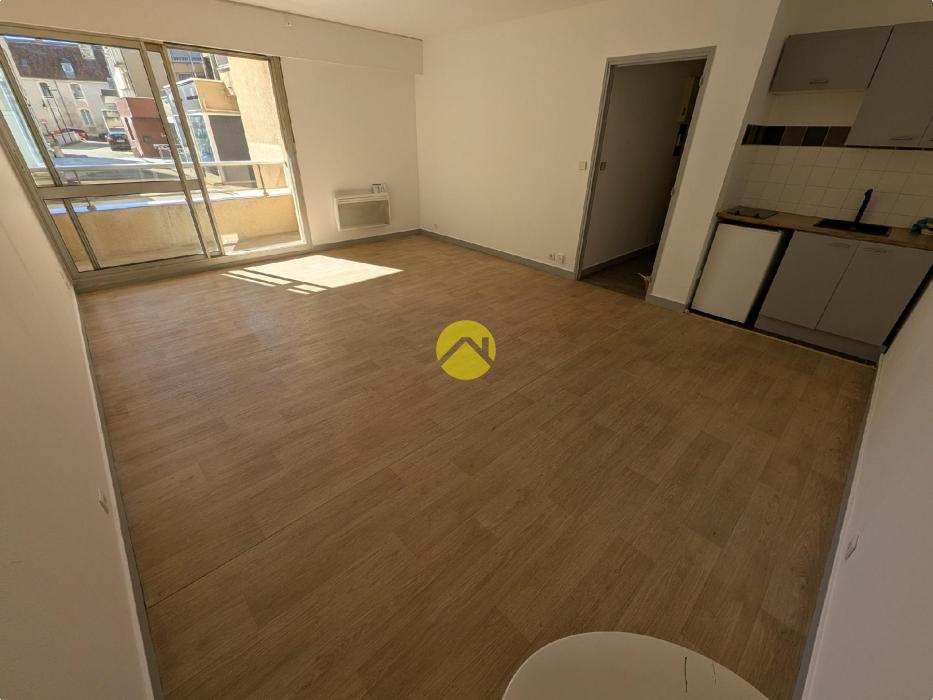 Appartement / Immeuble Bourges, 1 pièces à vendre