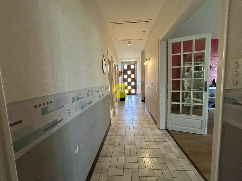 PAVILLON SUR SOUS-SOL AMENAGE
