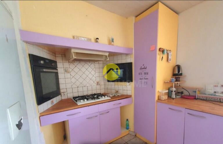 A VENDRE