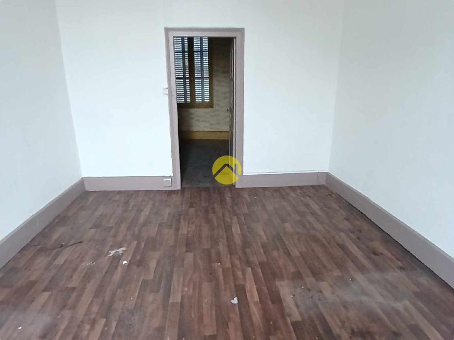 Local commercial + Duplex T5
