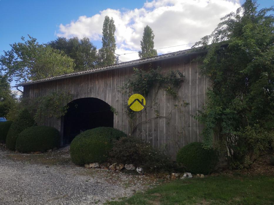 FERMETTE sur 11 000 M2