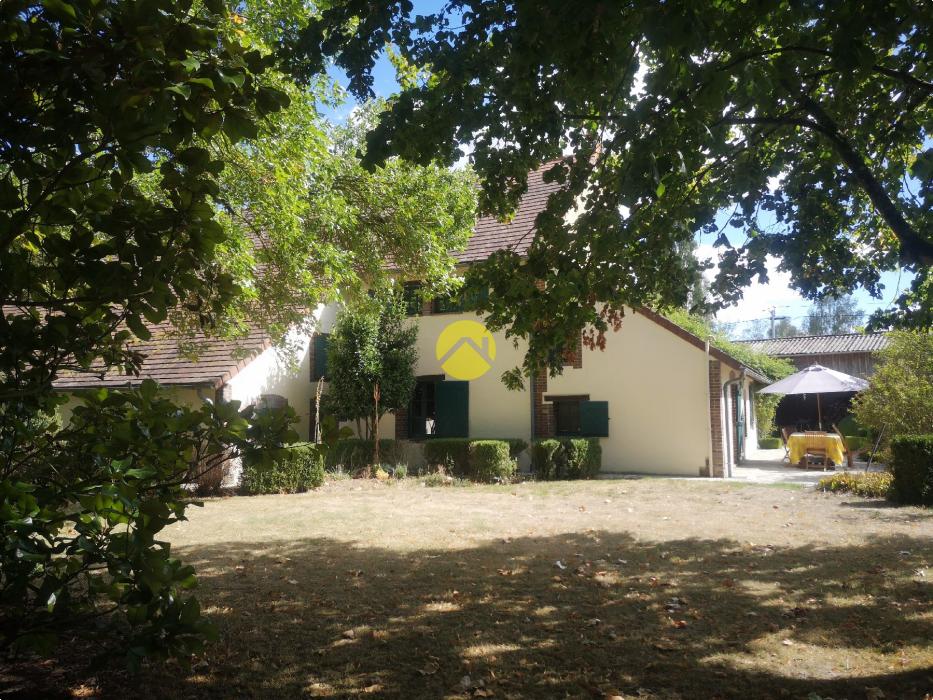 FERMETTE sur 11 000 M2