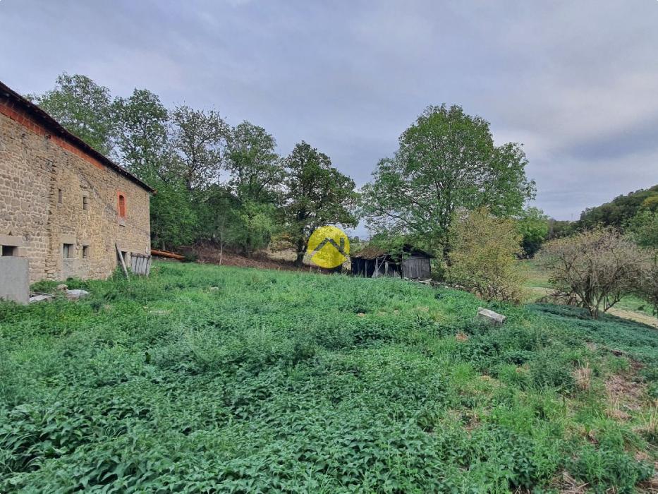 Grange à rénover – Beau projet 