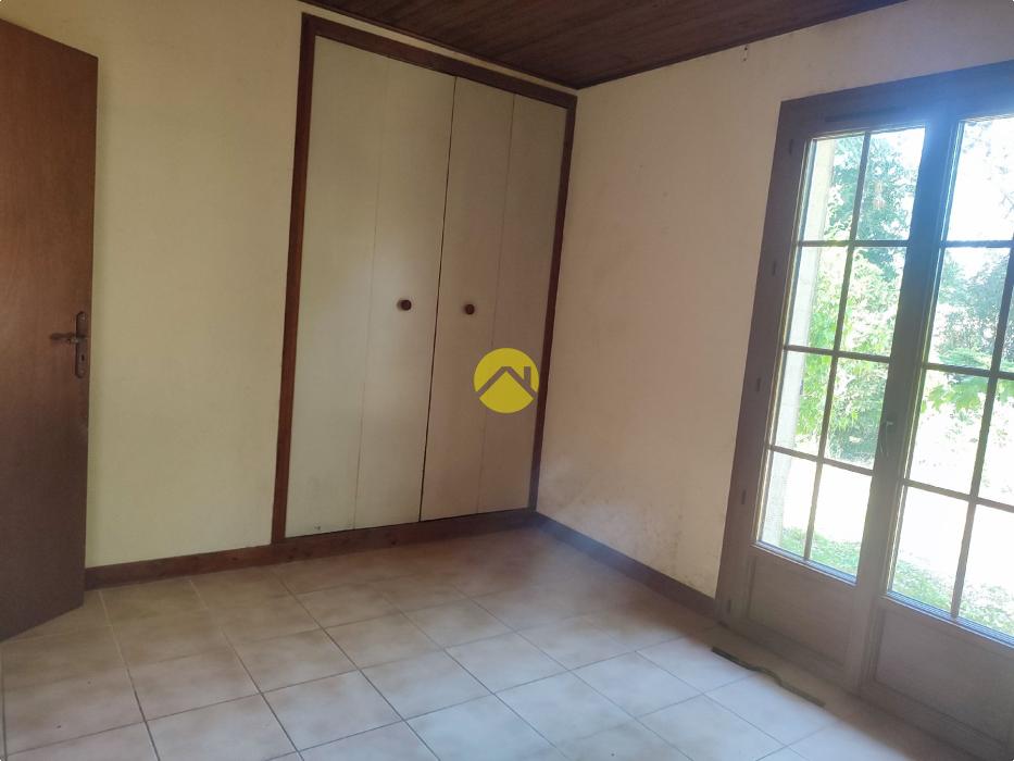 AU CALME, MAISON DE PLAIN PIED