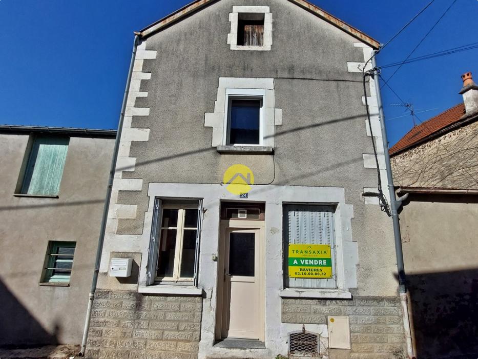 MAISON DE VILLAGE AVEC JARDIN