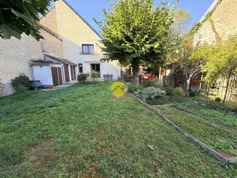 Maison de campagne en ville