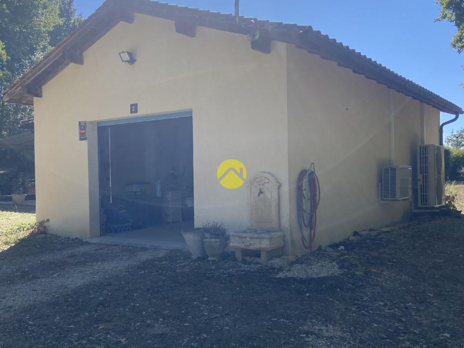Joli plain-pied dans un village