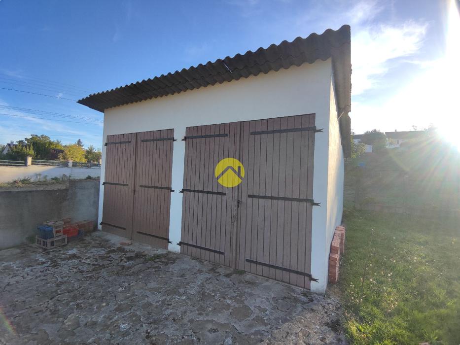 PROCHE CENTRE 3CH TERRAIN 1500M²
