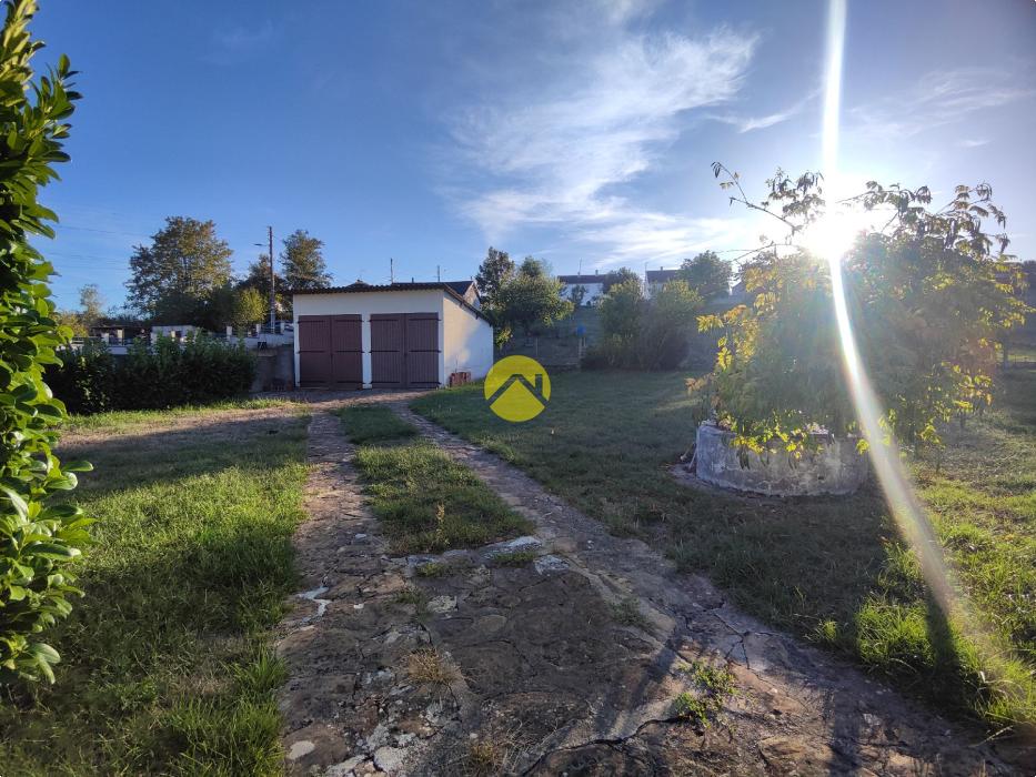 PROCHE CENTRE 3CH TERRAIN 1500M²