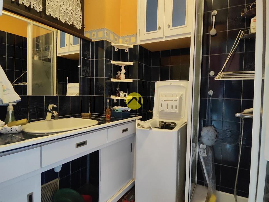 PROCHE CENTRE 3CH TERRAIN 1500M²
