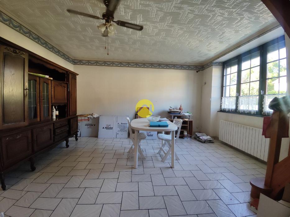 PROCHE CENTRE 3CH TERRAIN 1500M²