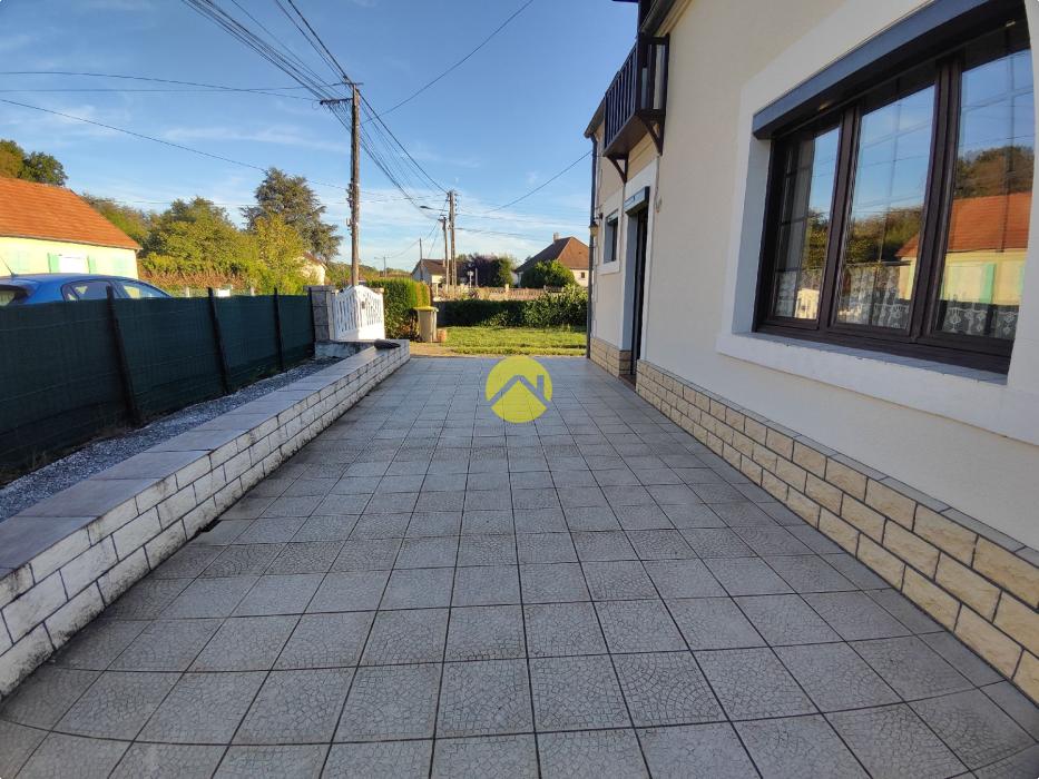 PROCHE CENTRE 3CH TERRAIN 1500M²