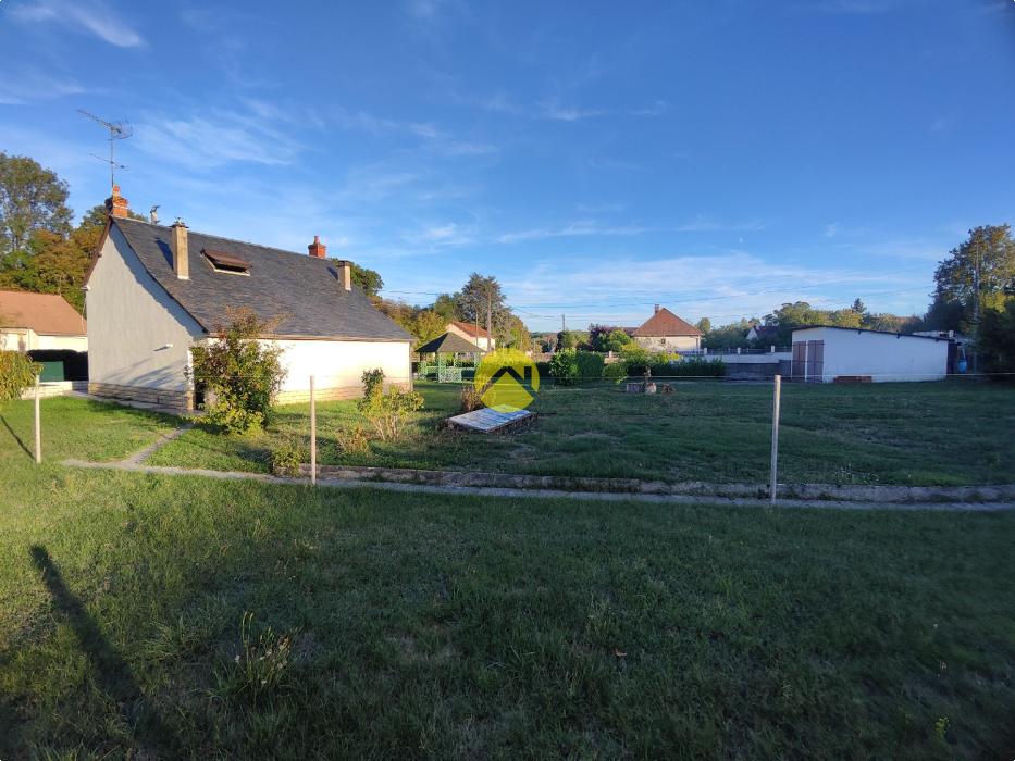PROCHE CENTRE 3CH TERRAIN 1500M²