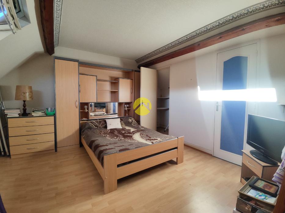 PROCHE CENTRE 3CH TERRAIN 1500M²