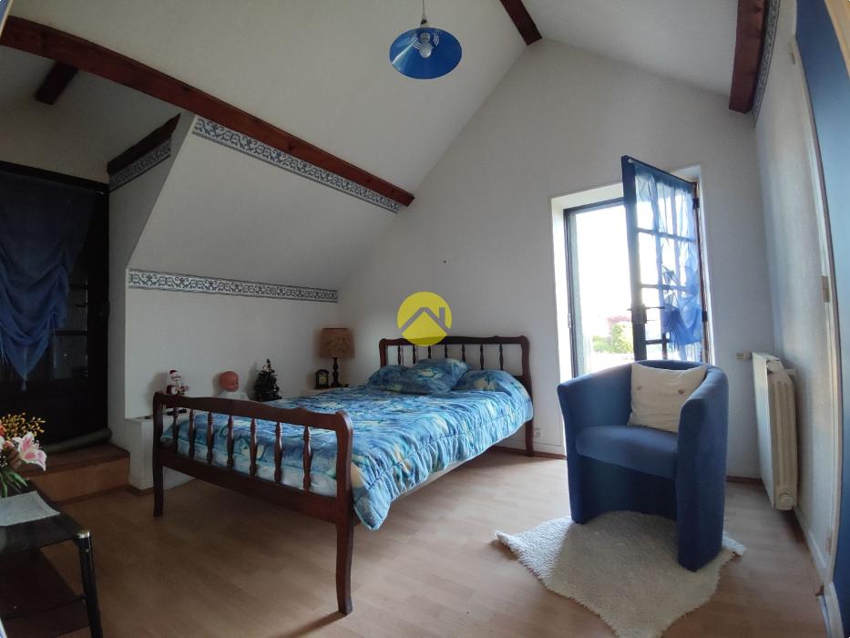 PROCHE CENTRE 3CH TERRAIN 1500M²