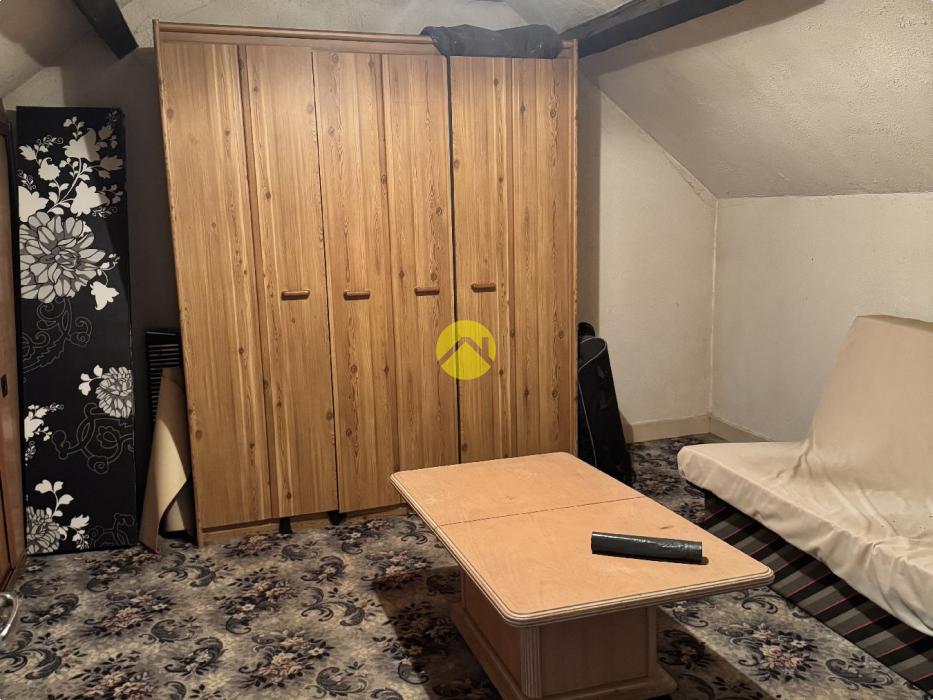 A VENDRE