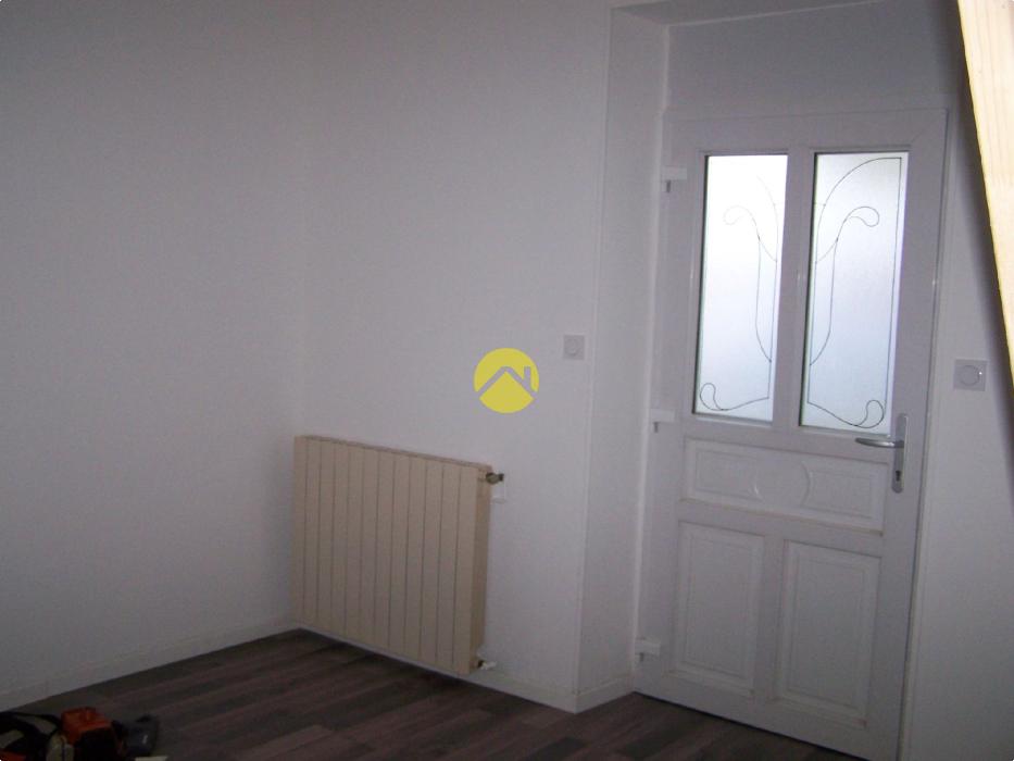 MAISON DE VILLAGE RENOVEE