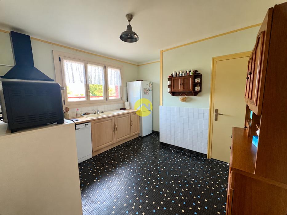 Maison et grand terrain au calme !
