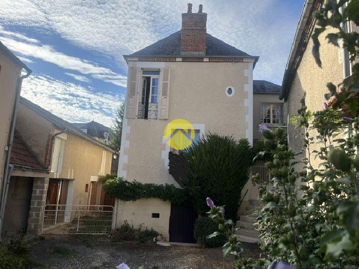 Niché dans le vignoble