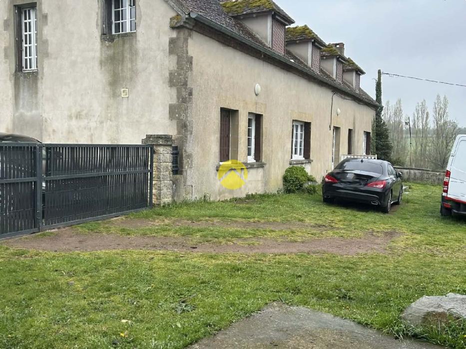 longère avec dépendances et terrain