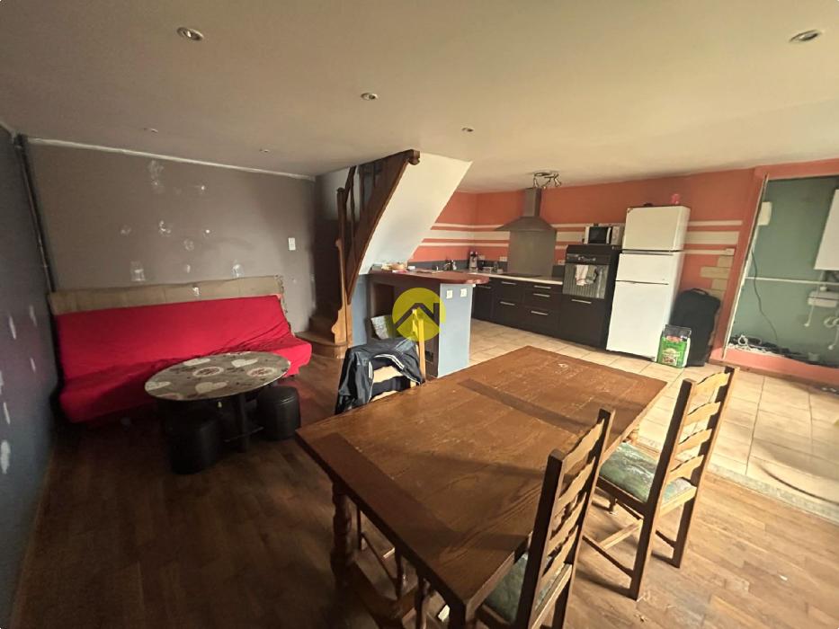 Maison mitoyenne d'un côté
