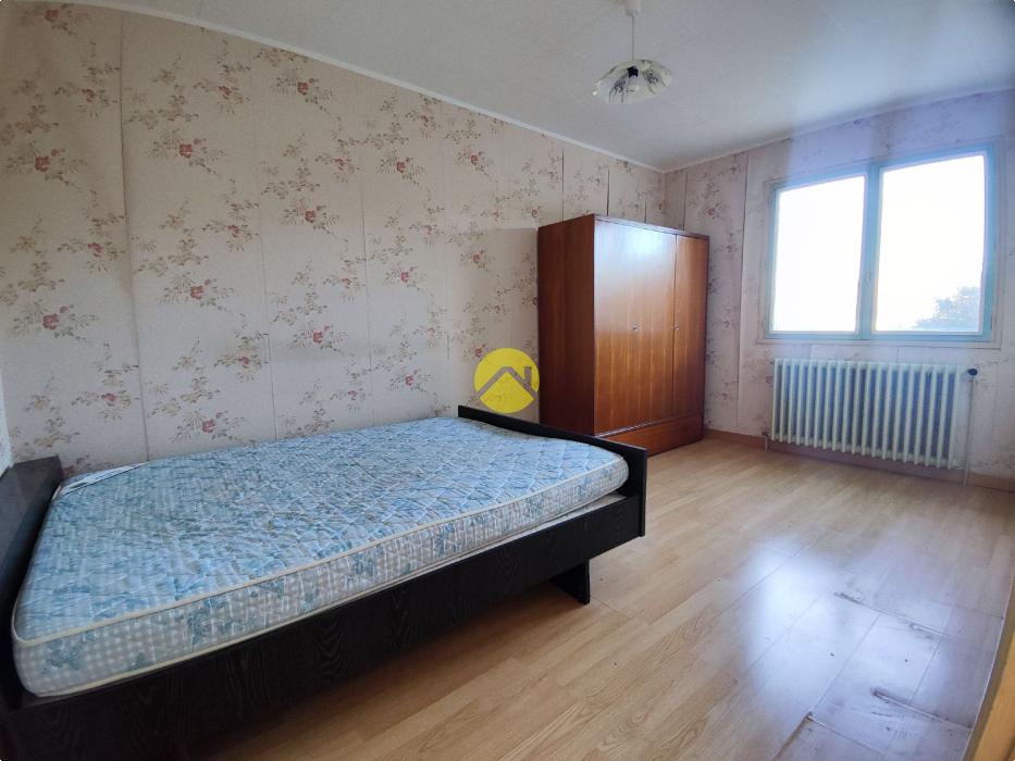 PAVILLON 69 M² SUR SOUS-SOL