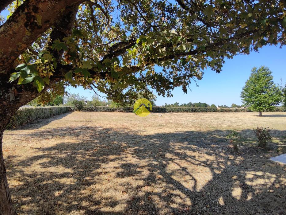 UNE VIE A LA CAMPAGNE