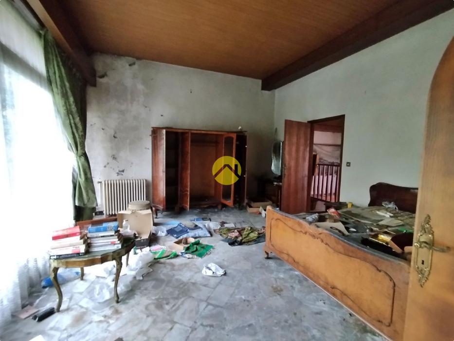 LENS CENTRE – 375 m² hors du commun