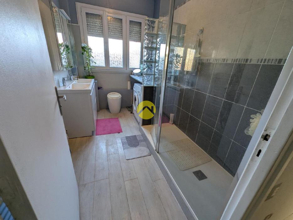 Apt 98m² avec balcon  